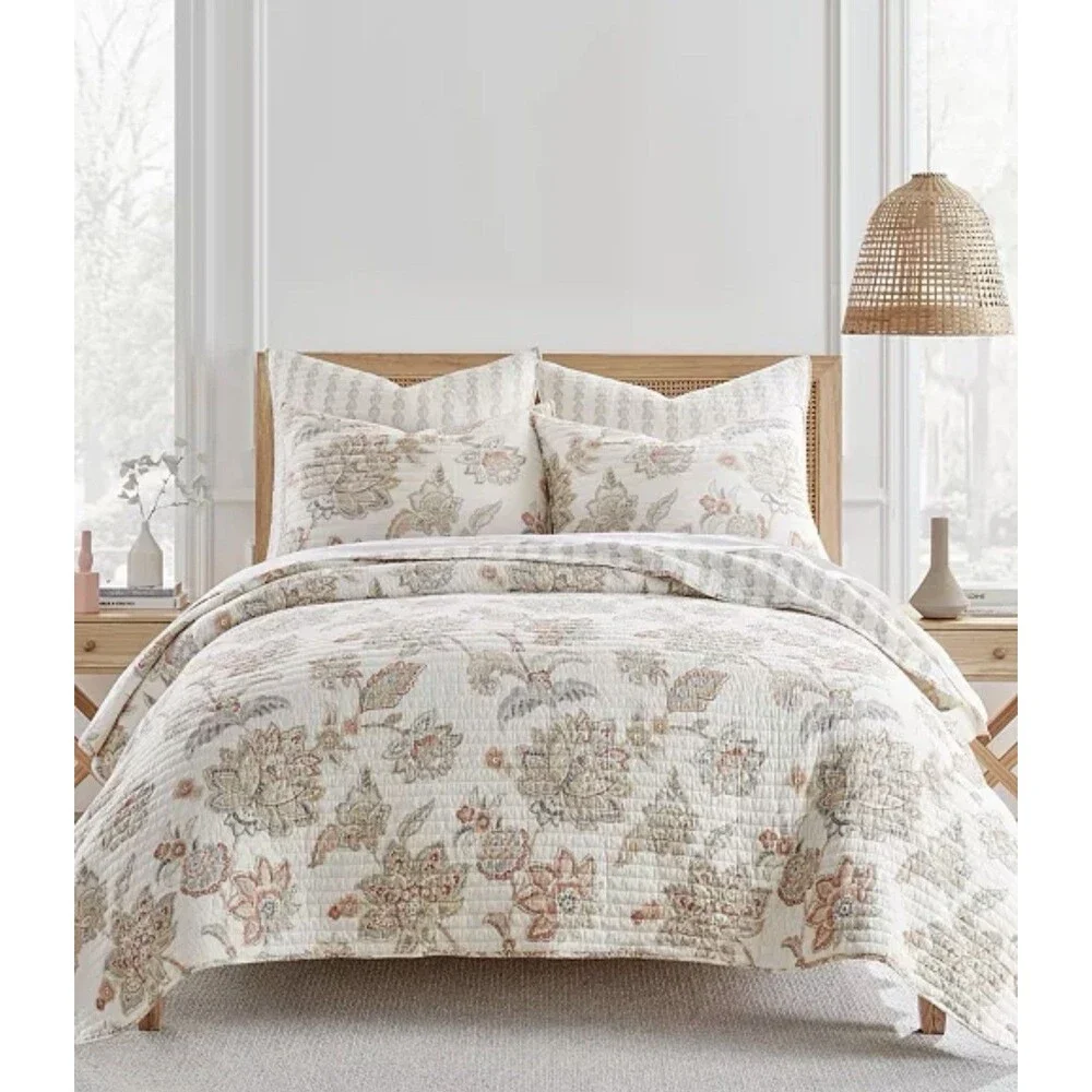 Levtex Home Selesta Reversible Quilt Set Full Queen Floral  New $269.99 Retail